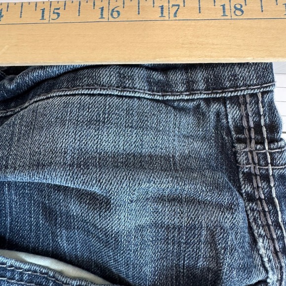 BKE Derek Jeans Mens 36R Straight Leg Distressed Wash Mid Rise Buckle Denim - Picture 9 of 9